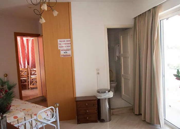 Stavros Amazing In The Centre Of شقة *